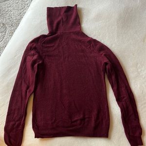 Brooks Brother Cashmere Maroon Turtleneck